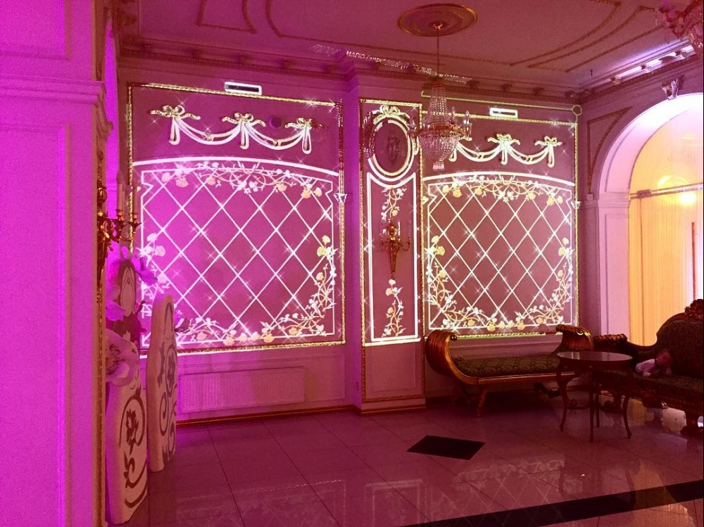 Декор свадебного зала с помощью 3D-мэппинга