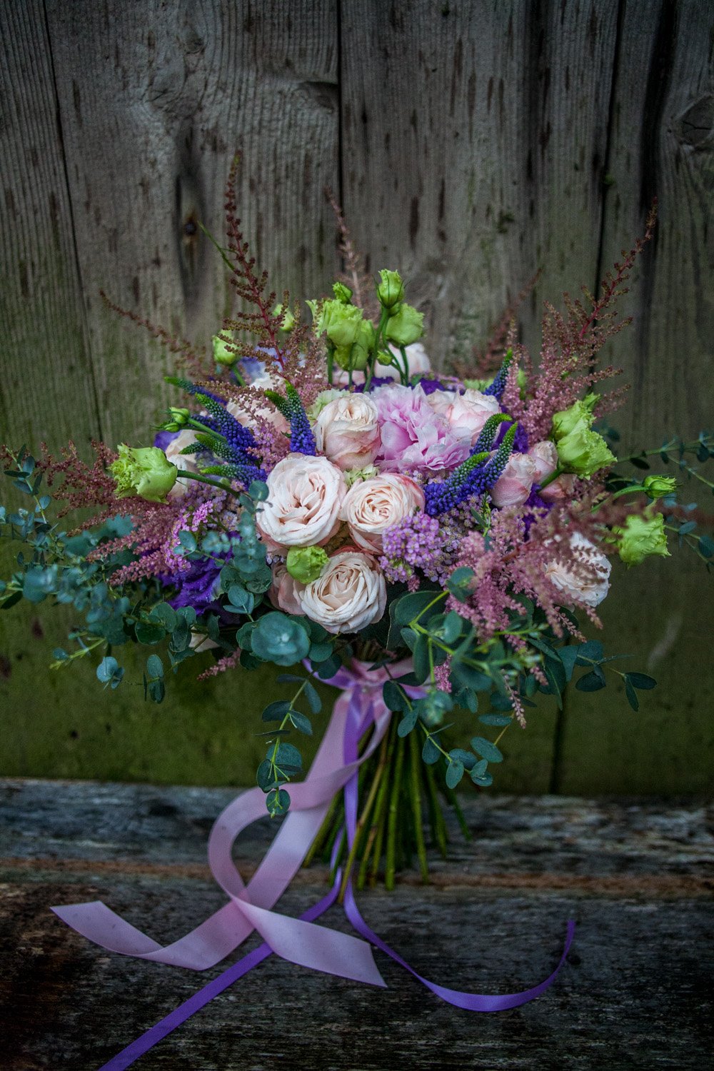 Поздравительный букет, флористика, букет на свадьбу, летний сезон, пионовидные розы, розы бомбастик