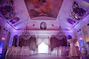 Свадебное оформление зала в Летнем дворце