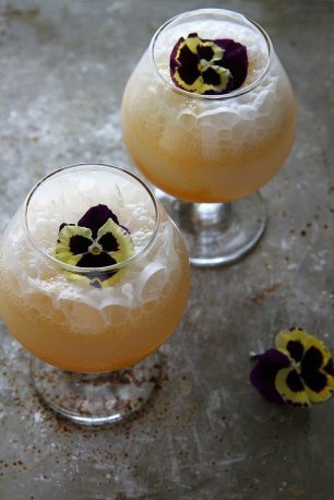 Напитки с цветами гвоздики