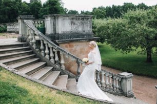 Невеста на леснице