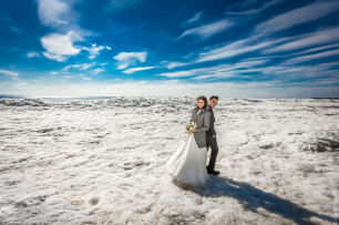Свадебный портрет во льдах Финского залива