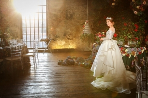 Совместная организация "Wedding-vip" Дария Бикбаева и "Queensbury" Елена Зотова - невеста в банкетном зале