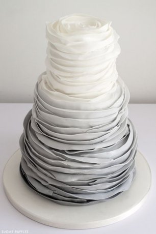 Свадебный торт с необычной фактурой